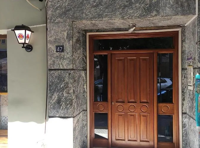 Closer Studiο