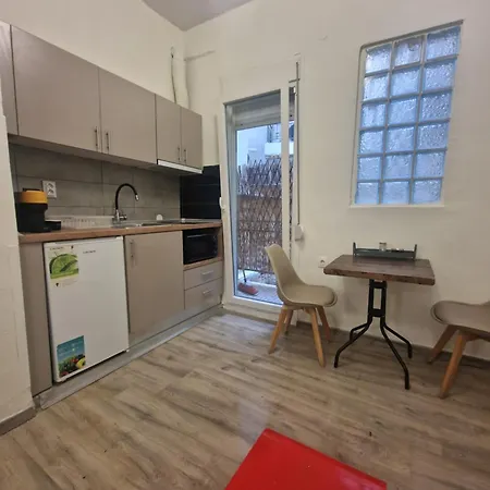 Apartment Closer 